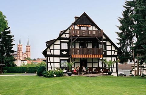 Hotel Garni Schick Bad Homburg vor der Hoehe Exterior photo