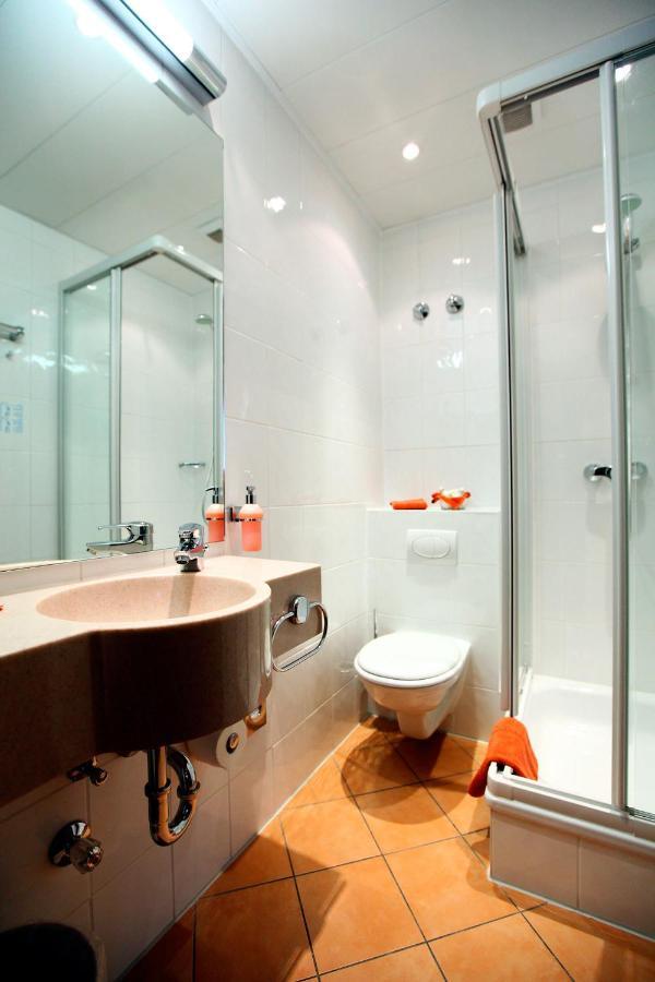 Hotel Garni Schick Bad Homburg vor der Hoehe Room photo